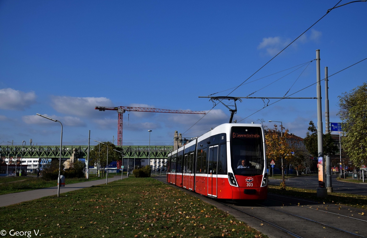 Wiedeń, Bombardier Flexity Wien (Type D) Nr 303