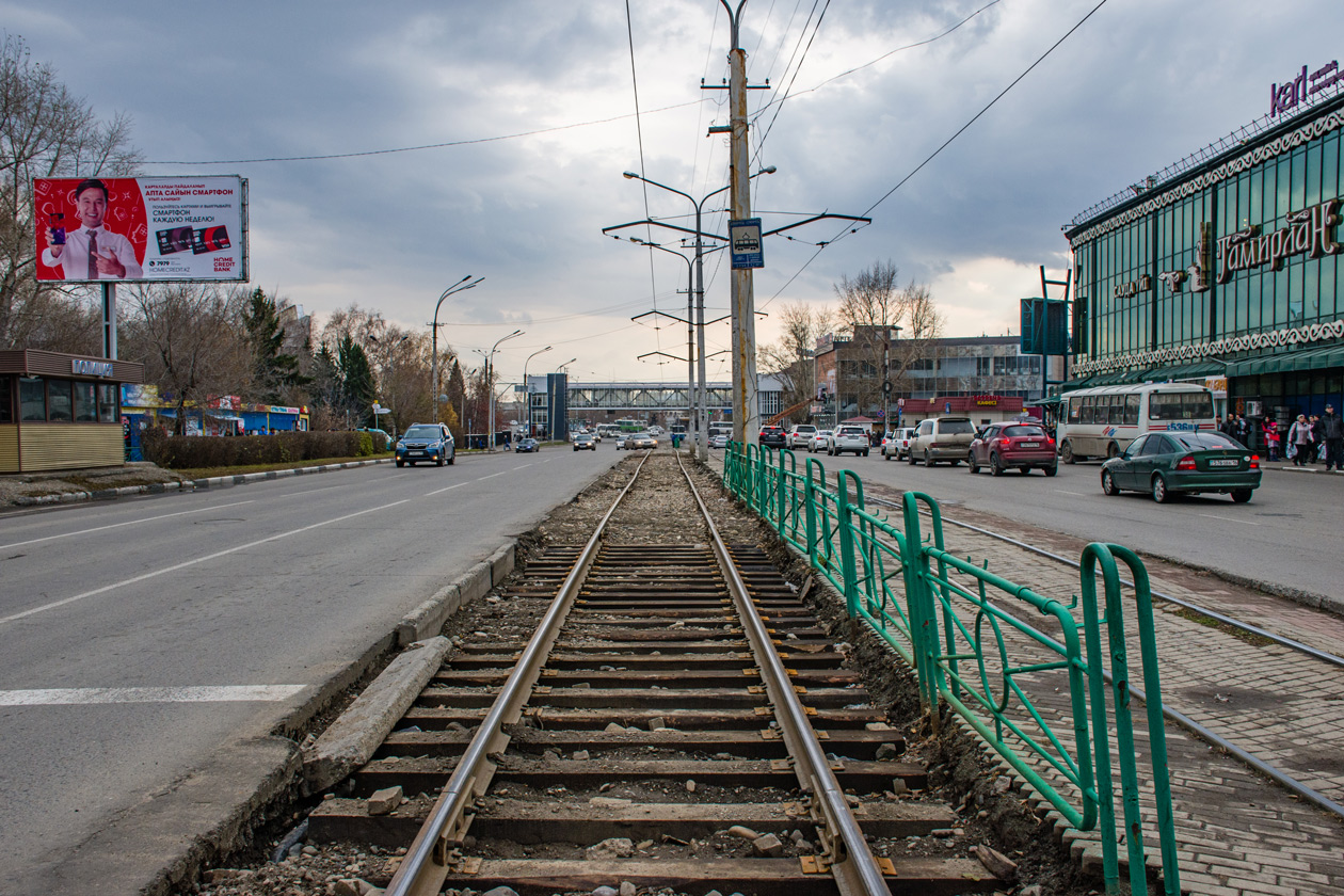 Öskemen — Repairs; Öskemen — Tramway lines and infrastructure