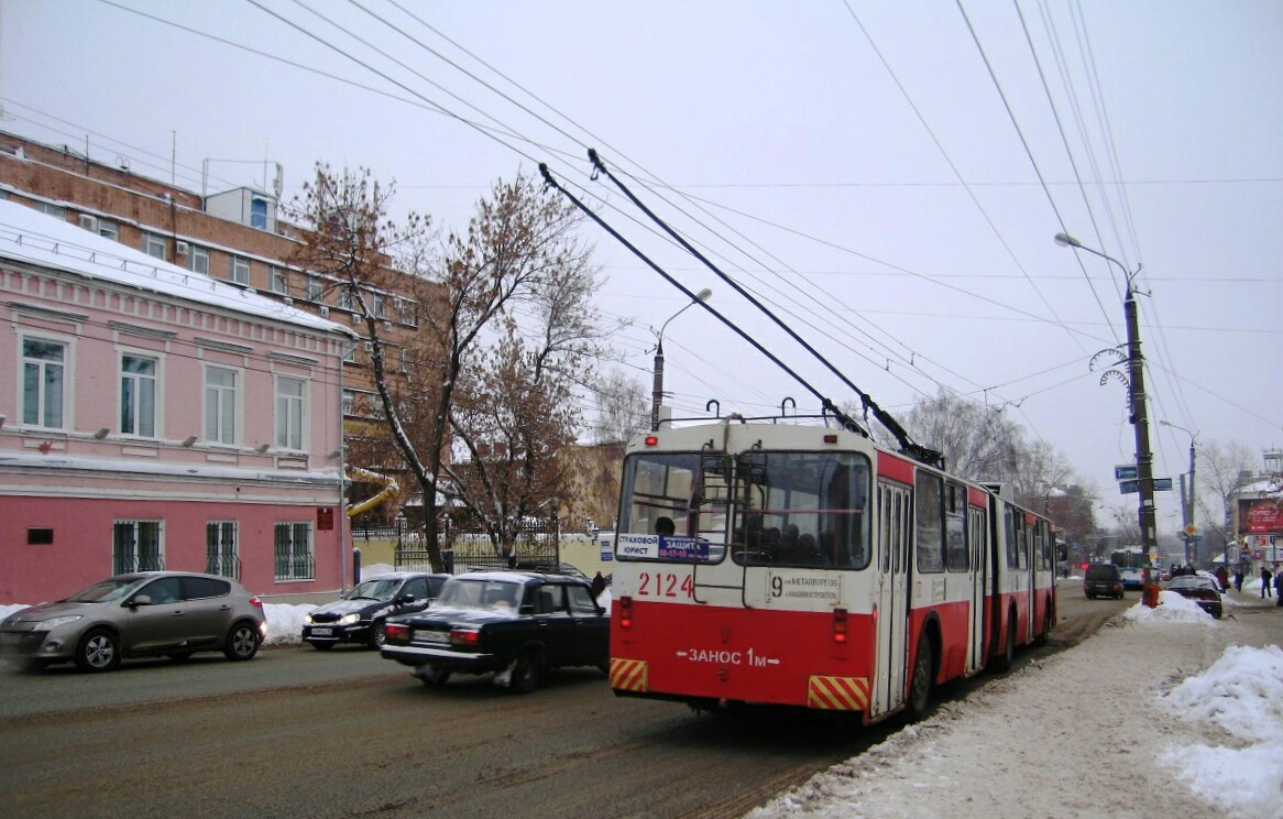 Ижевск, ЗиУ-683В01 № 2124