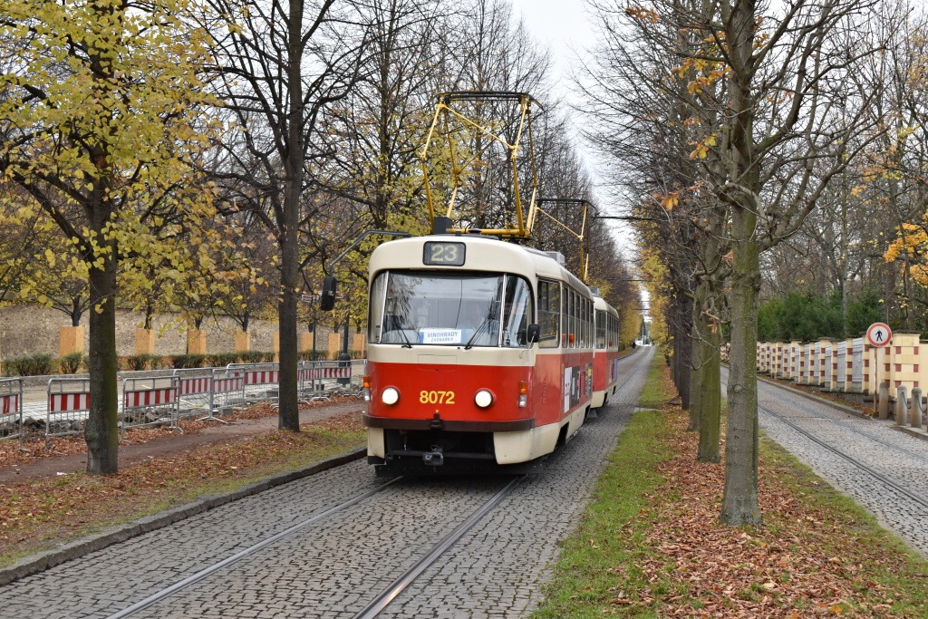 Прага, Tatra T3M2-DVC № 8072