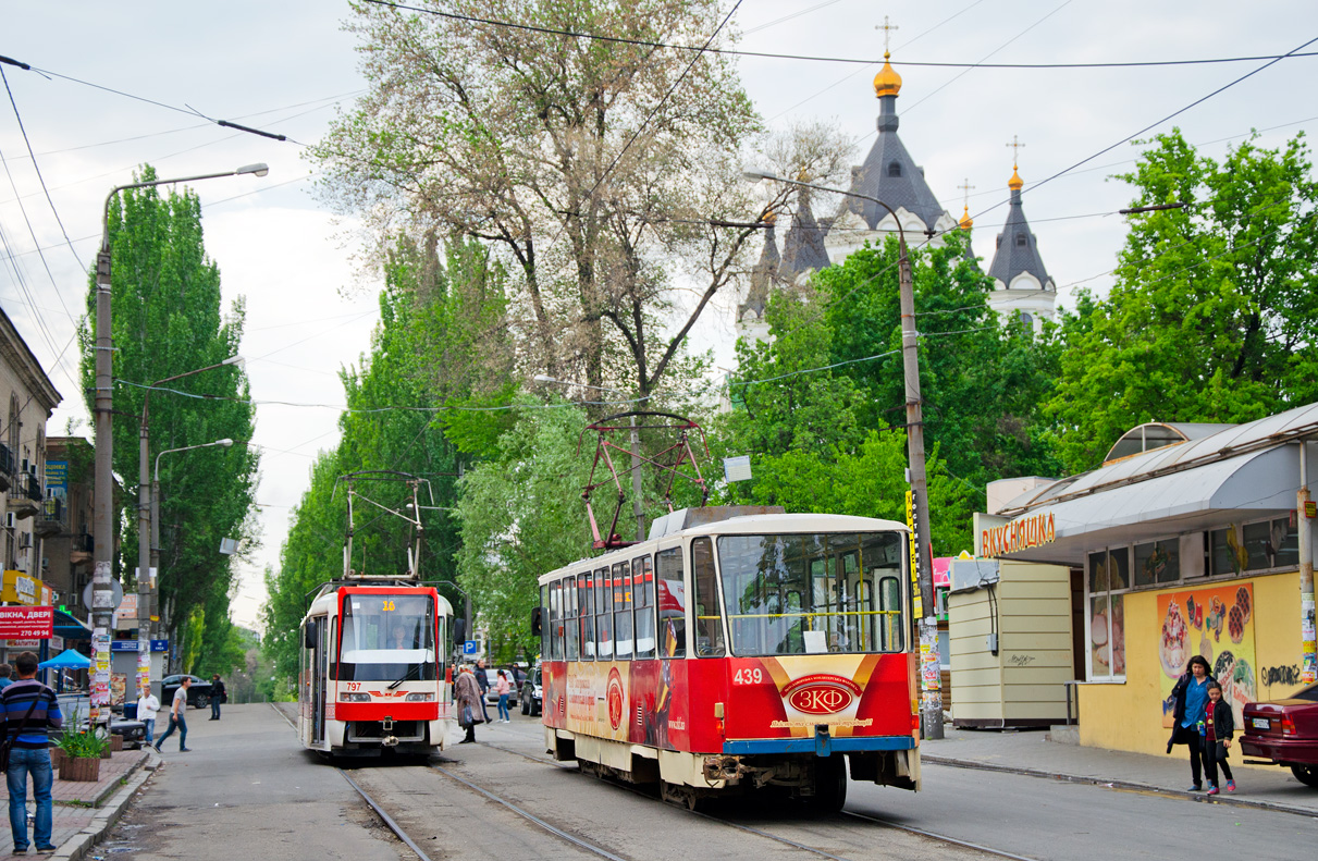 Запорожье, T-3UA-3-ЗП № 797; Запорожье, Tatra T6B5SU № 439