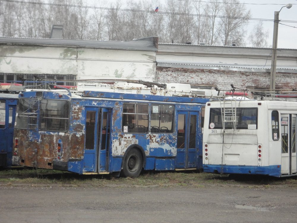 Томск, ЗиУ-682Г-016.02 № 355