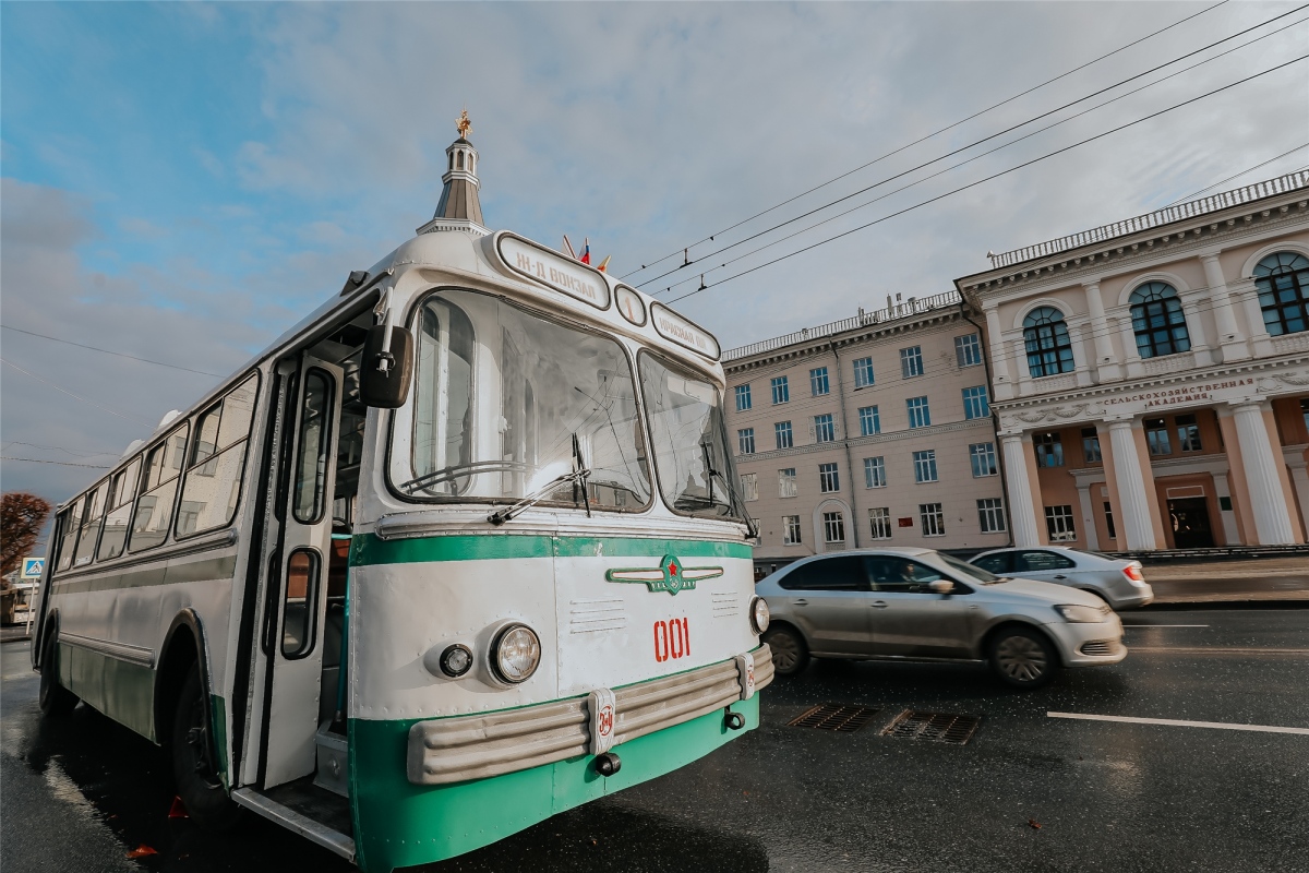 Чебоксары, ЗиУ-5Д № 001