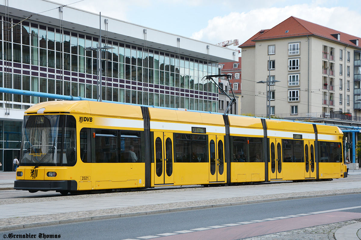 Дрезден, SachsenTram NGT 6 DD № 2521