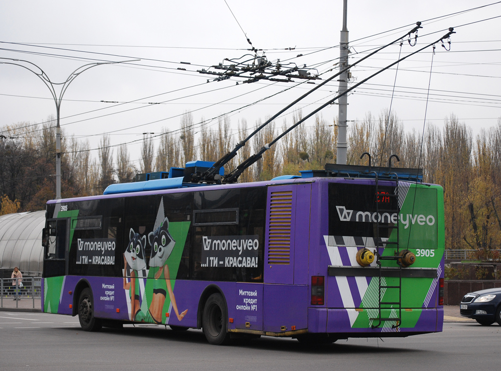 Kijev, LAZ E183D1 — 3905