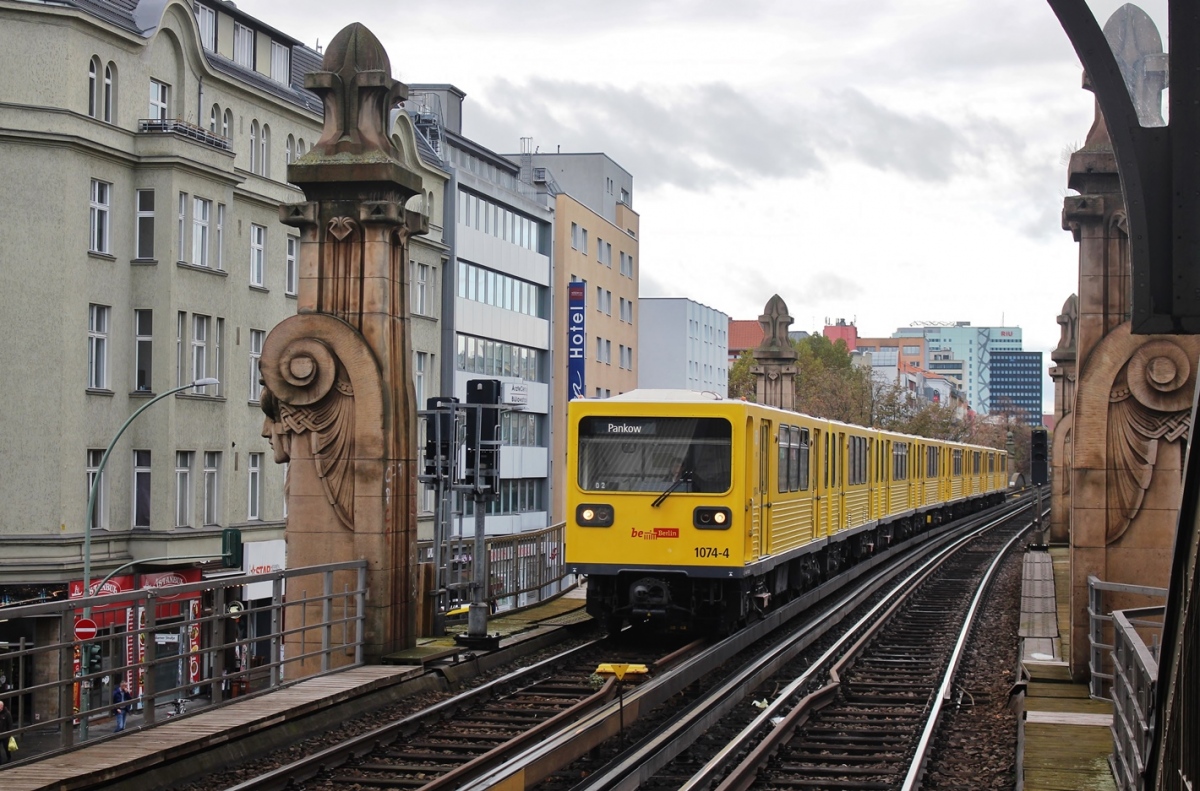 Берлин, BVG GI/1E № 1074-4
