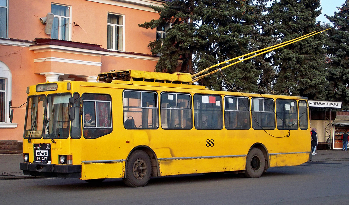 Полтава, ЮМЗ Т2 № 88