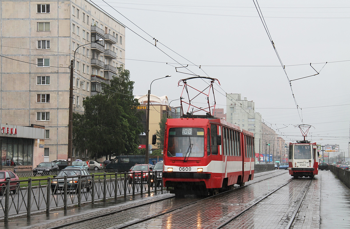 სანქტ-პეტერბურგი, 71-147A (LVS-97A) № 0608; სანქტ-პეტერბურგი, 71-134K (LM-99K) № 0422