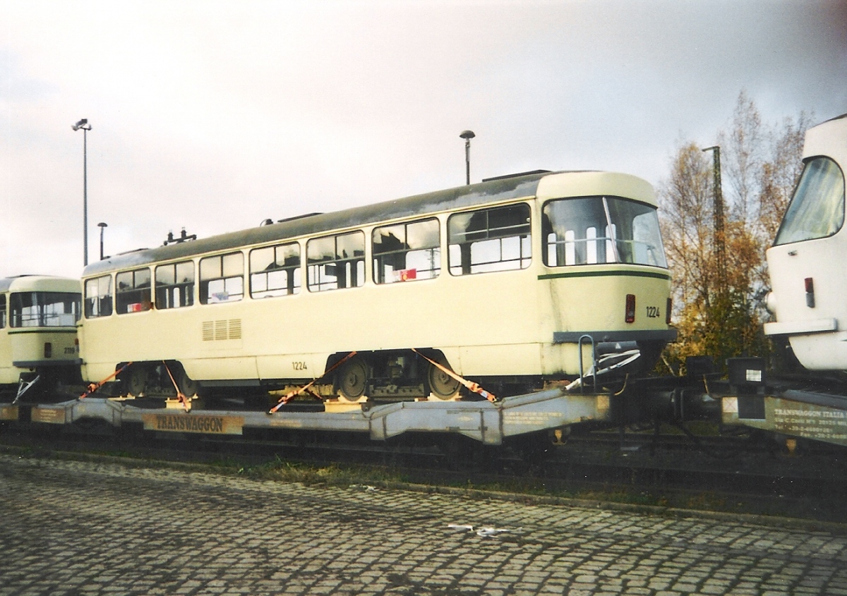 Магдебург, Tatra T4D № 1224; Магдебург — Отправка трамваев Tatra в Румынию