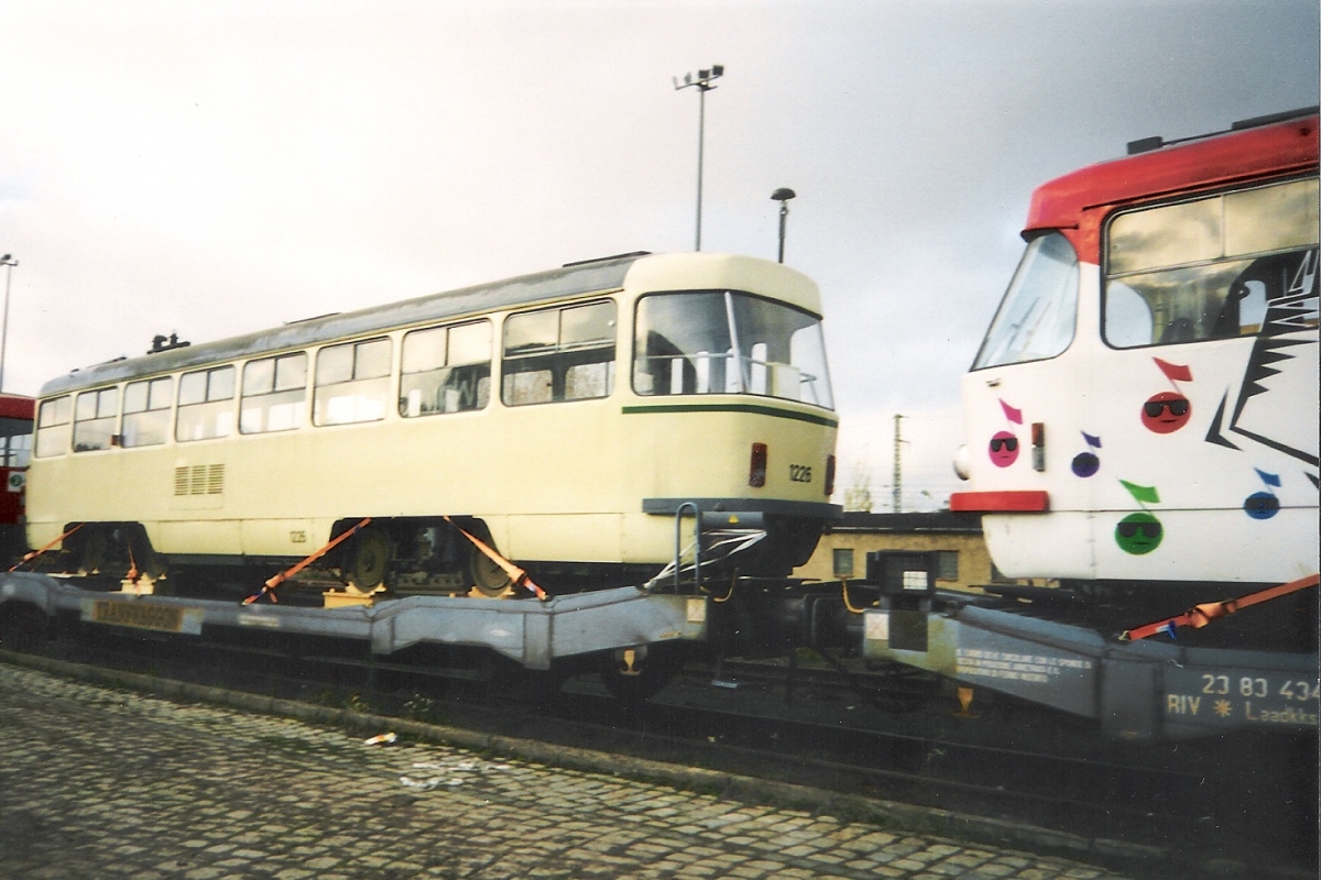 Magdeburg, Tatra T4D — 1226; Magdeburg — Handover of Tatra trams to Romania