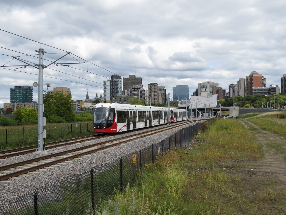Ottawa, Alstom Citadis Spirit № 1124; Ottawa — Line 1 (Confederation Line) — Light Rapid Transit Line — Stations Ottawa, Alstom Citadis Spirit № 1124; Ottawa — Line 1 (Confederation Line) — Light Rapid Transit Line — Stations