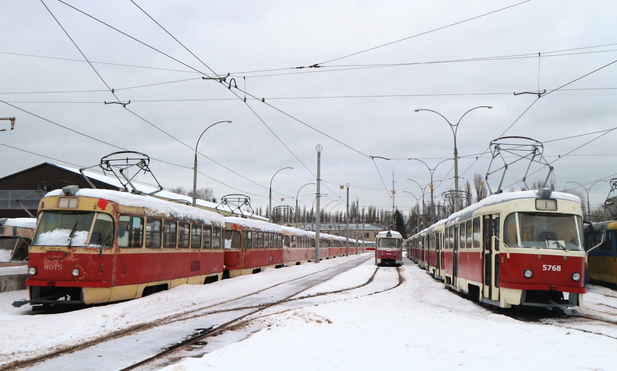 Kiova, Tatra T3SU # 5768; Kiova, Tatra T3SU # 6015 Kiova, Tatra T3SU # 5768; Kiova, Tatra T3SU # 6015