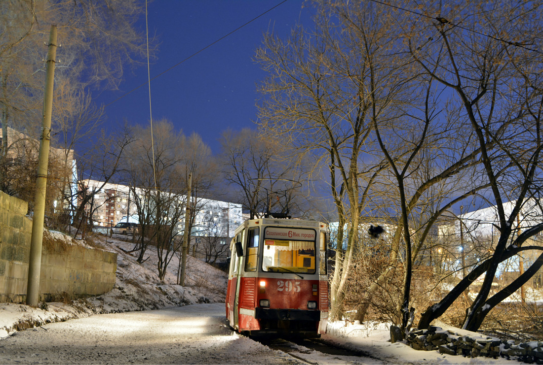 Владивосток, 71-605 (КТМ-5М3) № 295