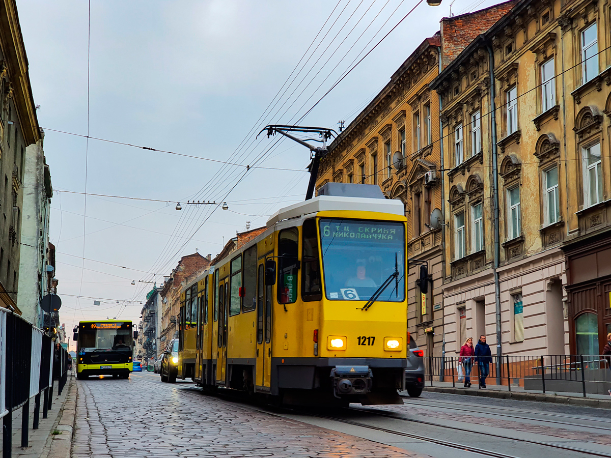 Львов, Tatra KT4DM № 1217