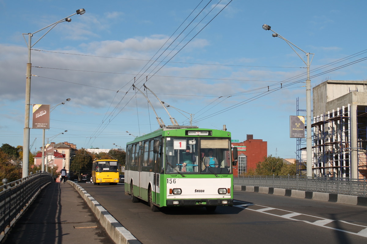 Ровно, Škoda 14Tr08/6 № 156