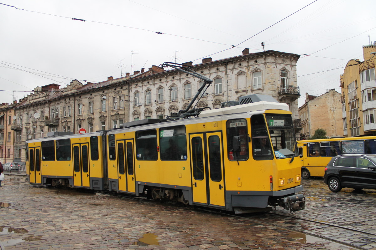 Львов, Tatra KT4DM № 1196
