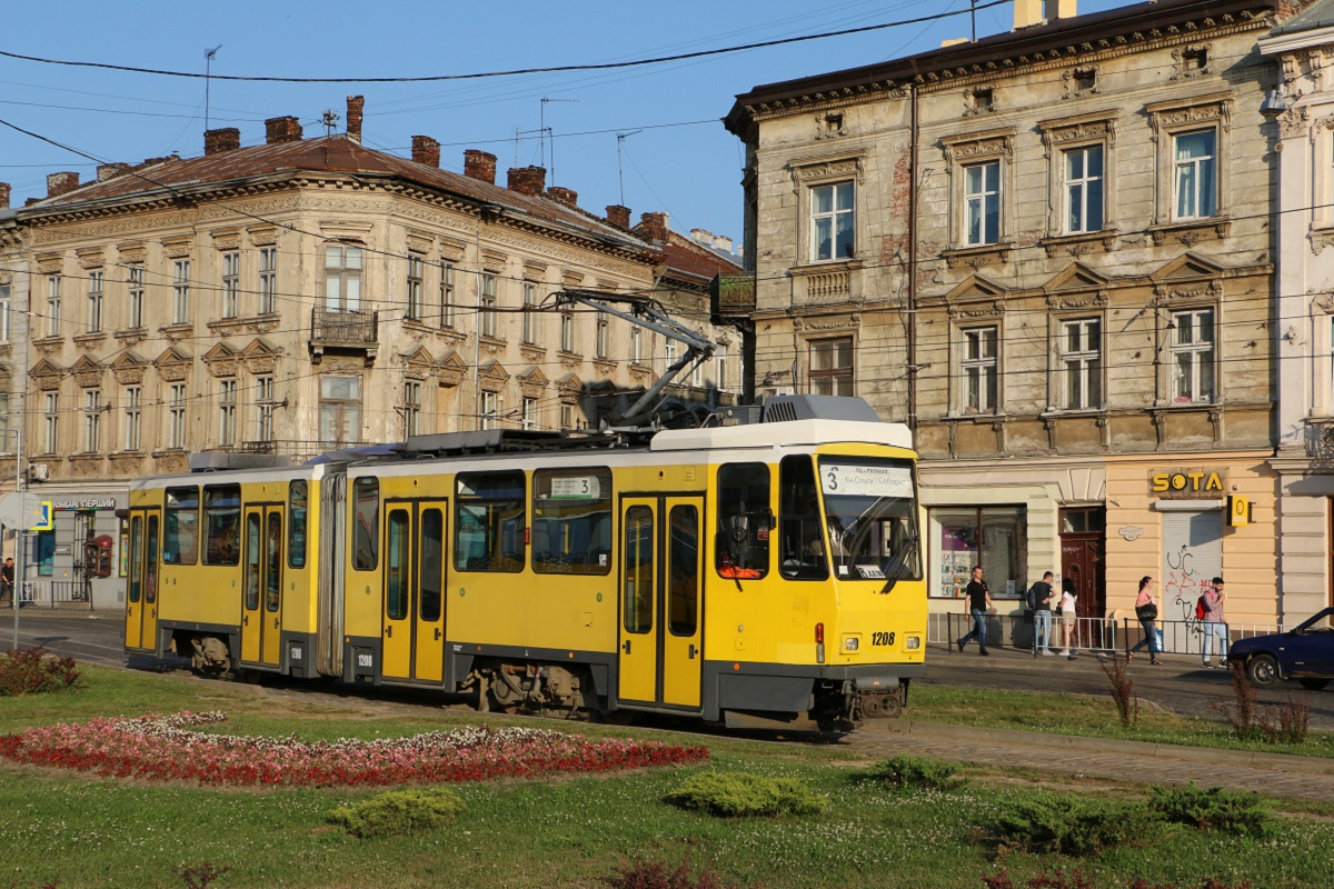 Львов, Tatra KT4DM № 1208