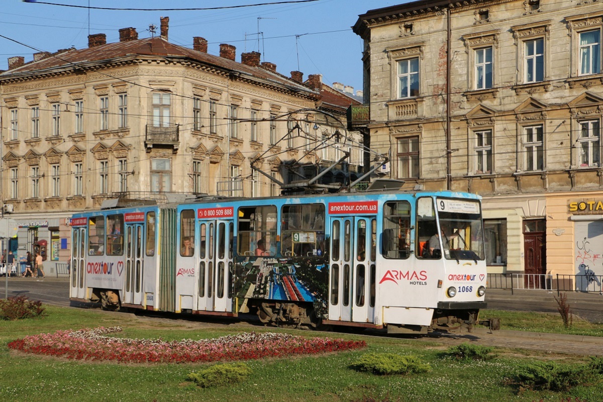 Лвов, Tatra KT4SU № 1068 Лвов, Tatra KT4SU № 1068