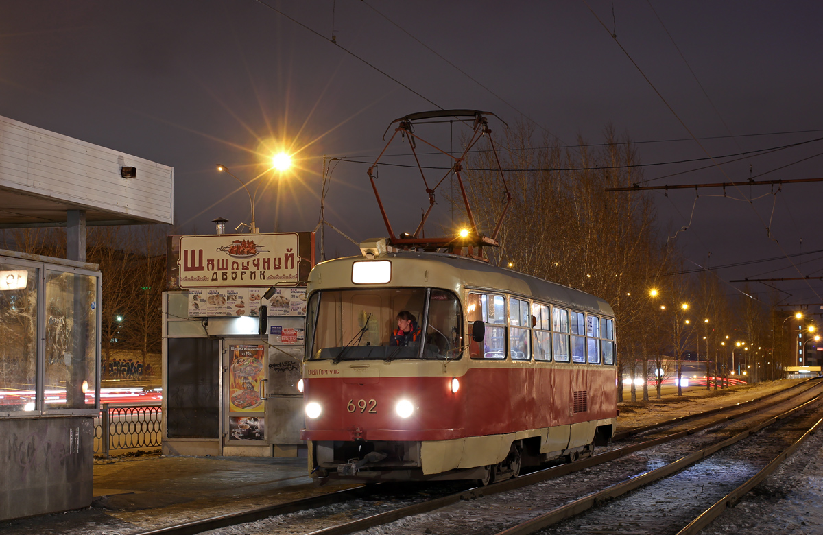 Екатеринбург, Tatra T3SU № 692