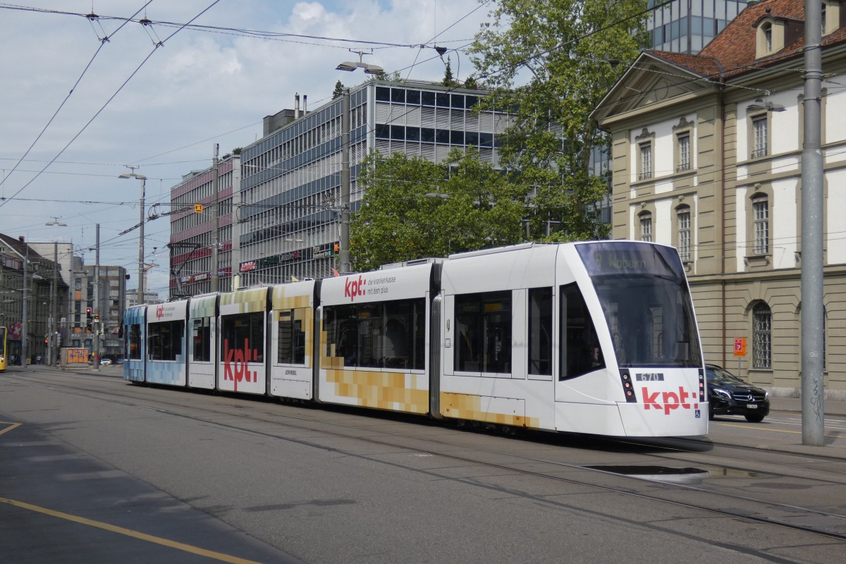 Bern, Siemens Combino XL nr. 670
