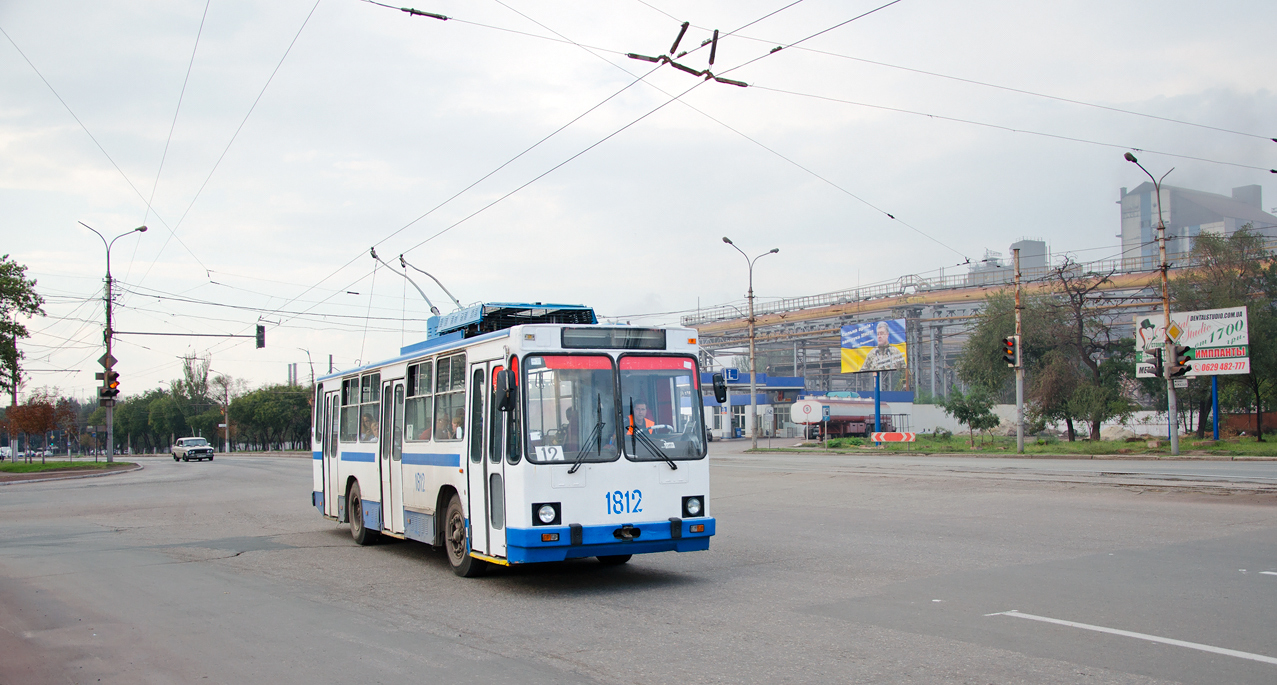 Мариуполь, ЮМЗ Т2 № 1812