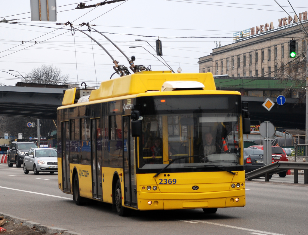 Киев, Богдан Т70117 № 2369