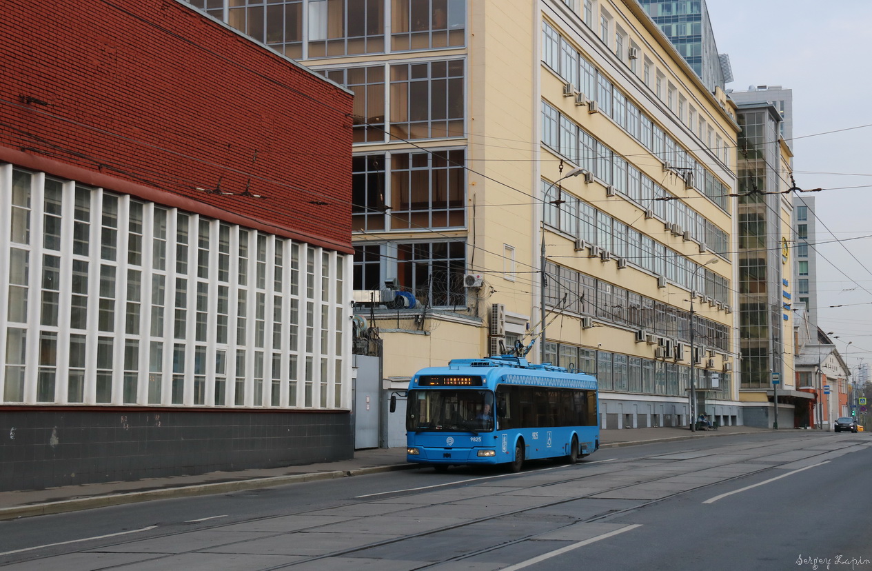 Moskwa, BKM 321 Nr 9825