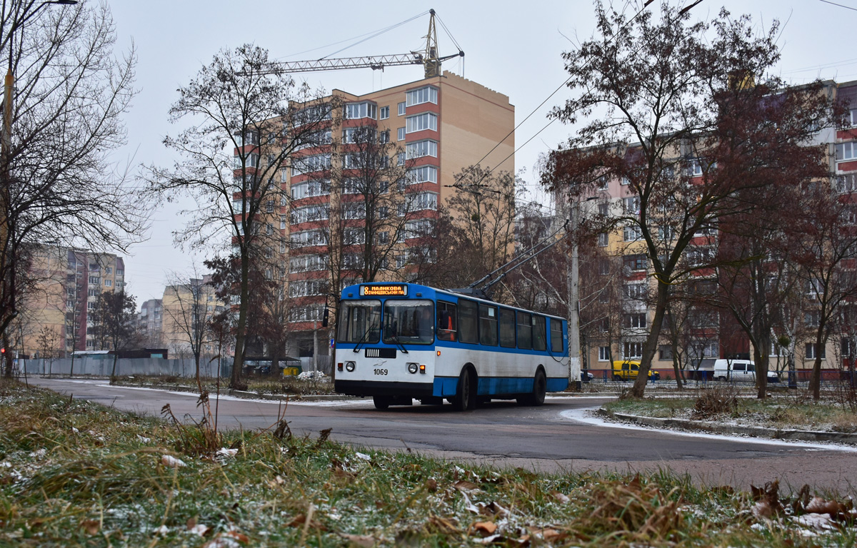 Житомир, ЗиУ-682Г-016 (018) № 1069