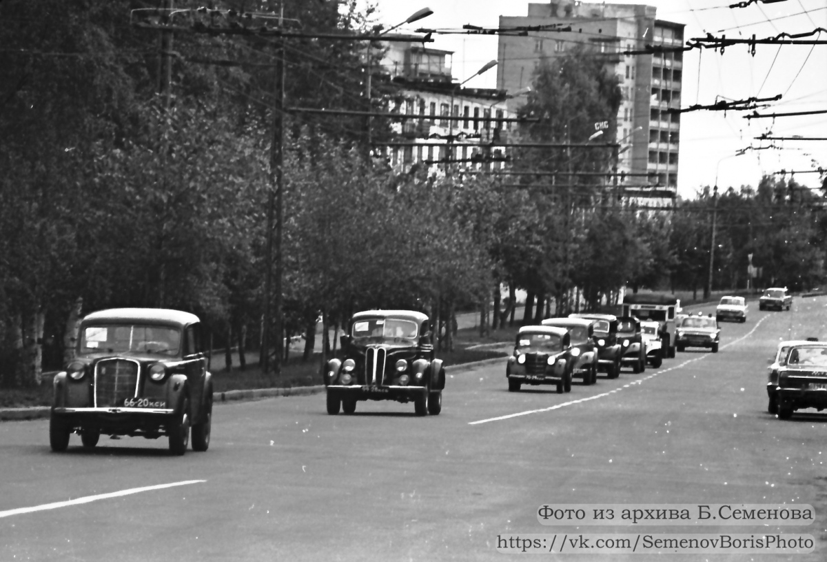 Petroskoi — Vanhat valokuvat; Petroskoi — Johdinautolinjat ja infrastruktuuri