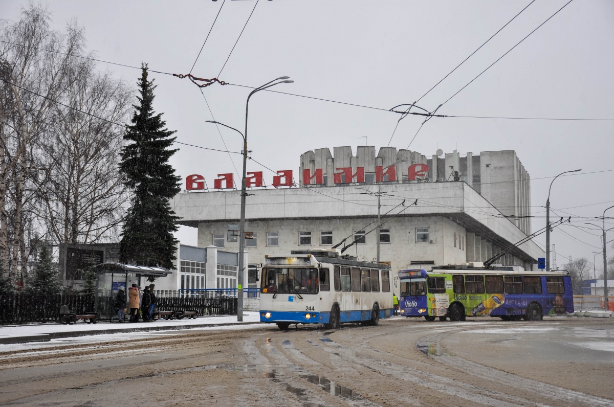 Владимир, ЗиУ-682Г-016.02 № 244; Владимир, ЗиУ-682Г-016.04 № 258