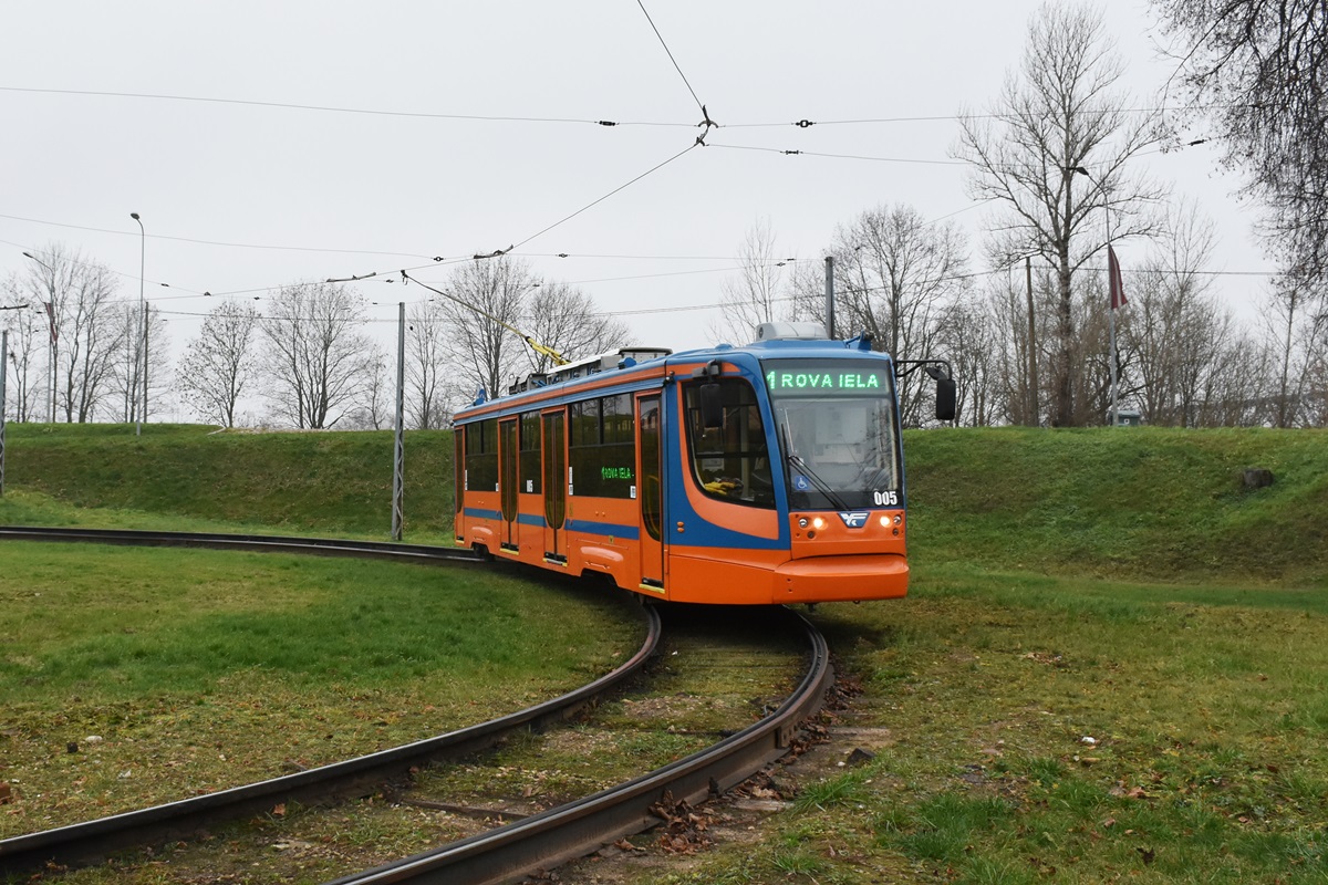 Даугавпілс, 71-623-02 № 005