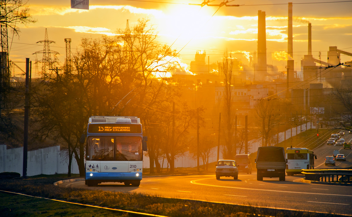 Mariupol — Tramway Lines and Infrastructure; Mariupol — Trolleybus lines and loops