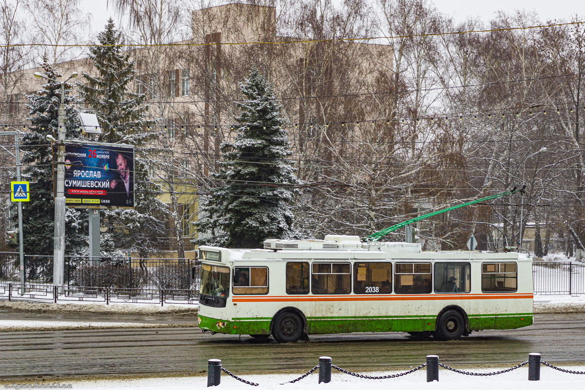 Пенза, ЗиУ-682Г-016.02 № 2038
