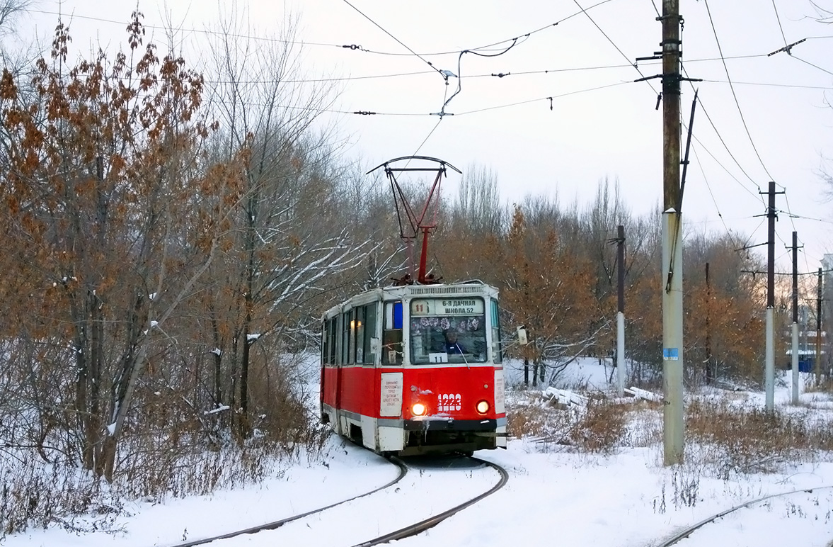 Саратов, 71-605 (КТМ-5М3) № 1223