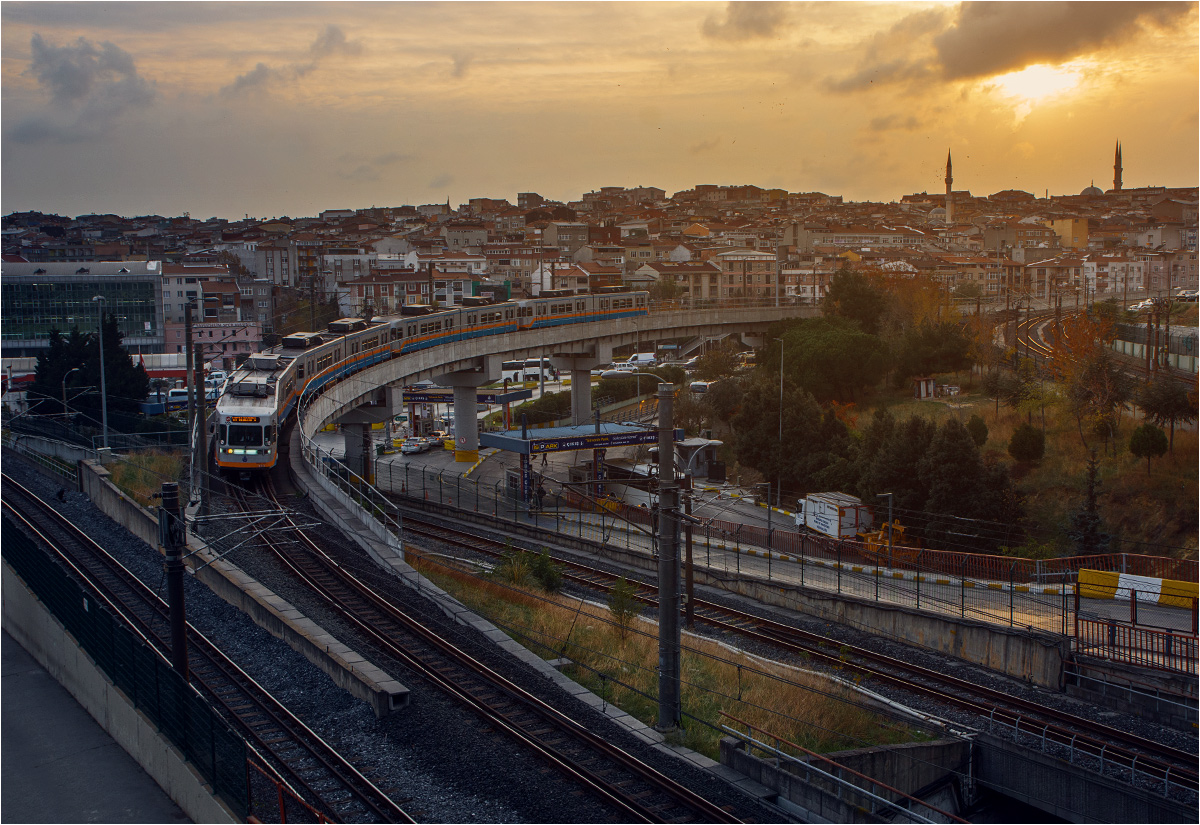 Стамбул — Линия скоростного трамвая M1 (Yenikapı — Atatürk Havalimanı / Kirazlı) — Разные фотографии