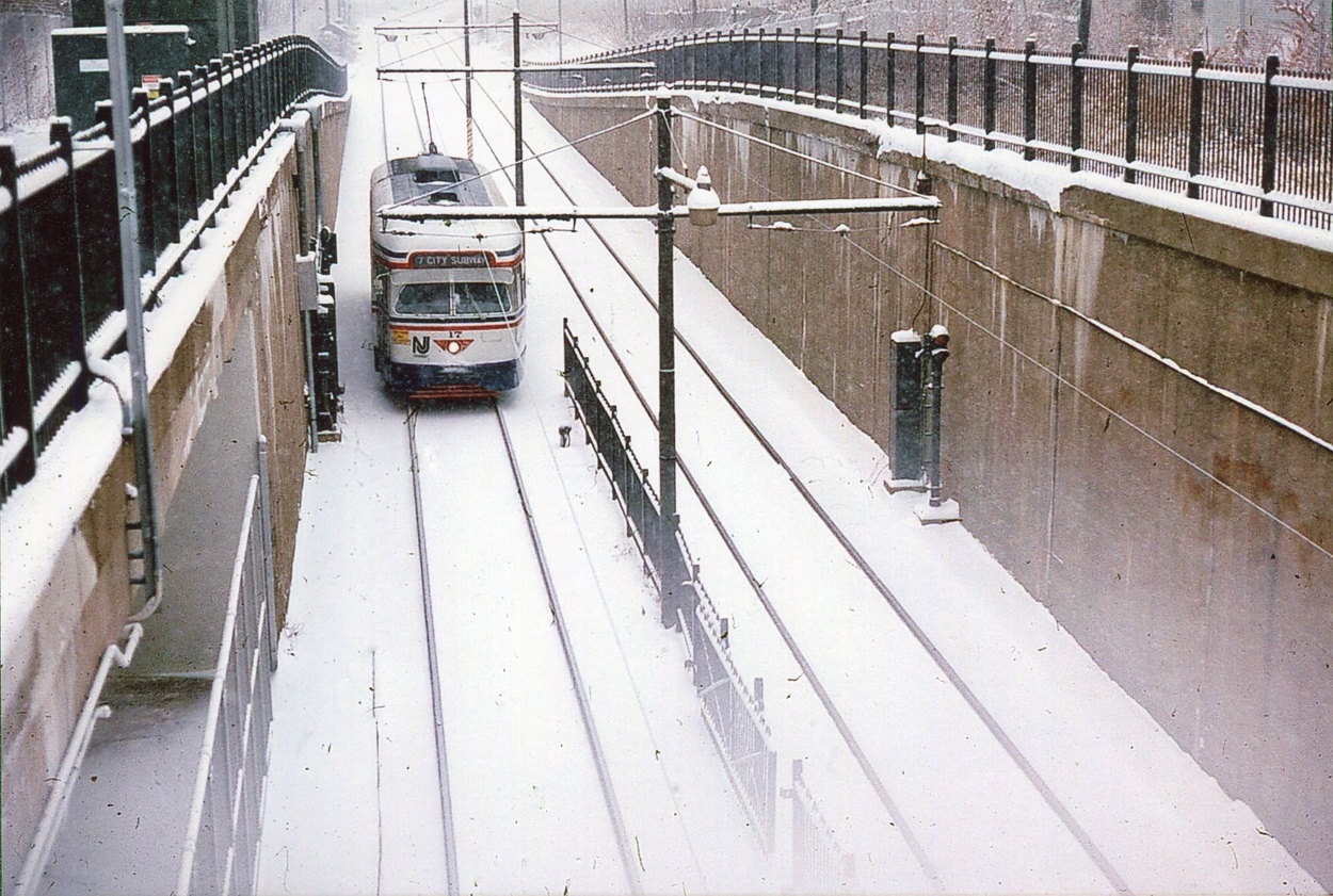 Обществ. транспорт Нью-Джерси, PCC № 17