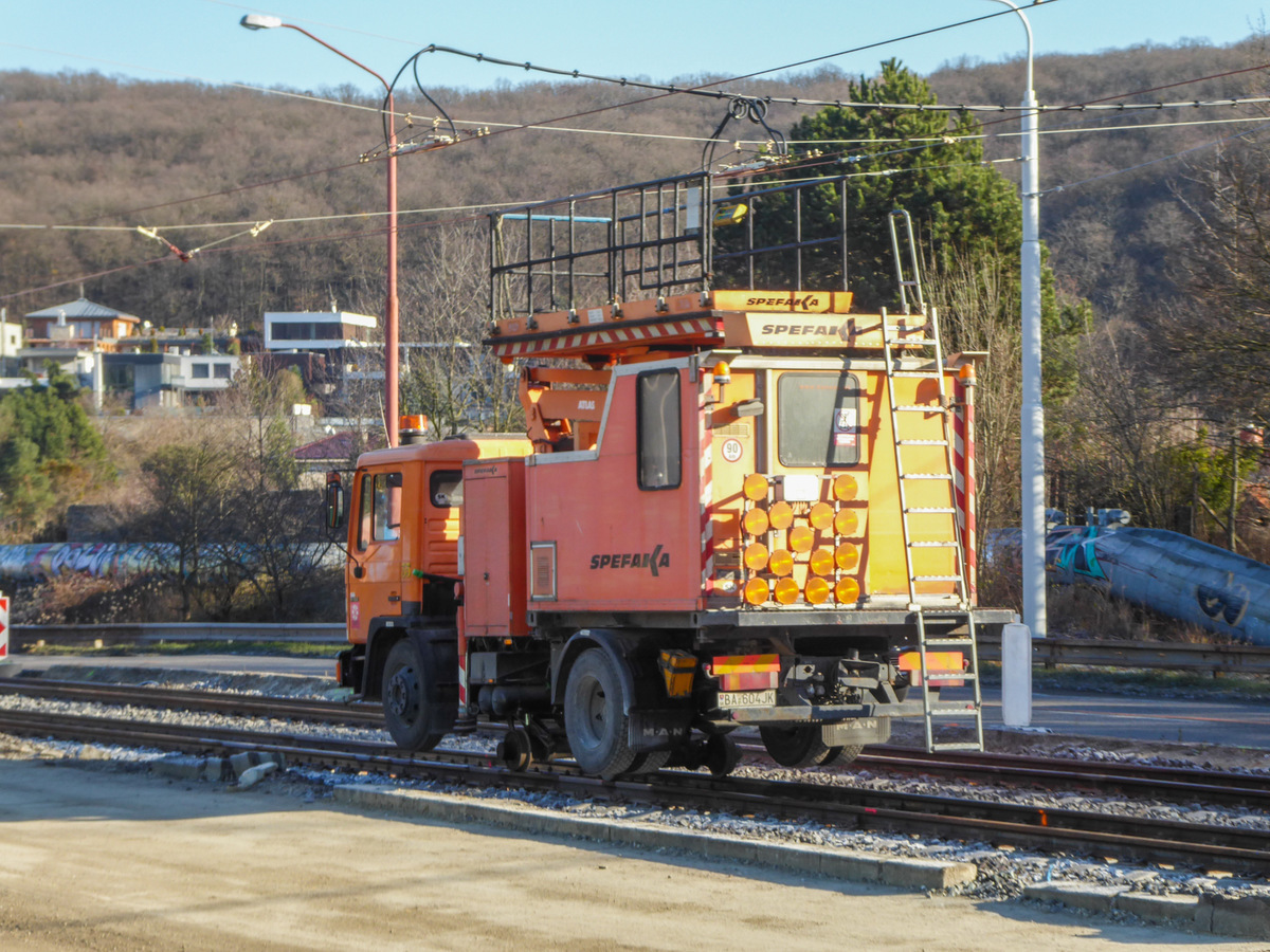 Братислава — Модернизация Карловесской линии; Братислава — Спецтехника