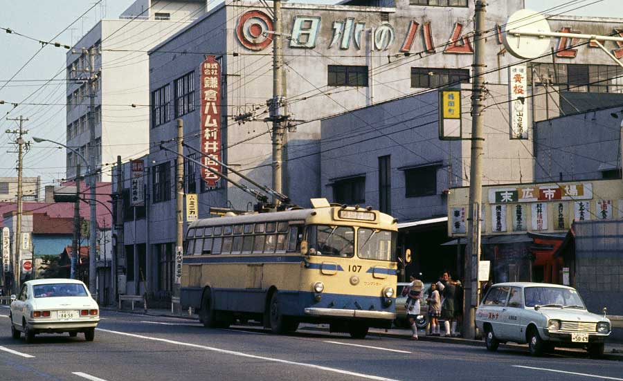 Йокогама, Tokyu 100 series № 107; Йокогама — Исторические фотографии — Троллейбус (1959-1972)
