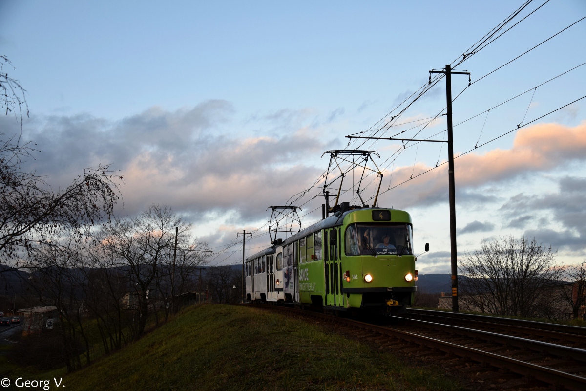 Мост ― Литвинов, Tatra T3M.3 № 302