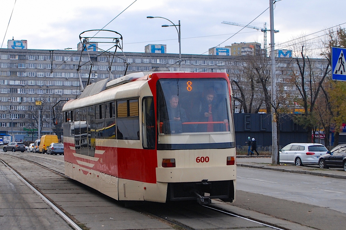 Kiev, T3UA-3 “Kashtan” N°. 600