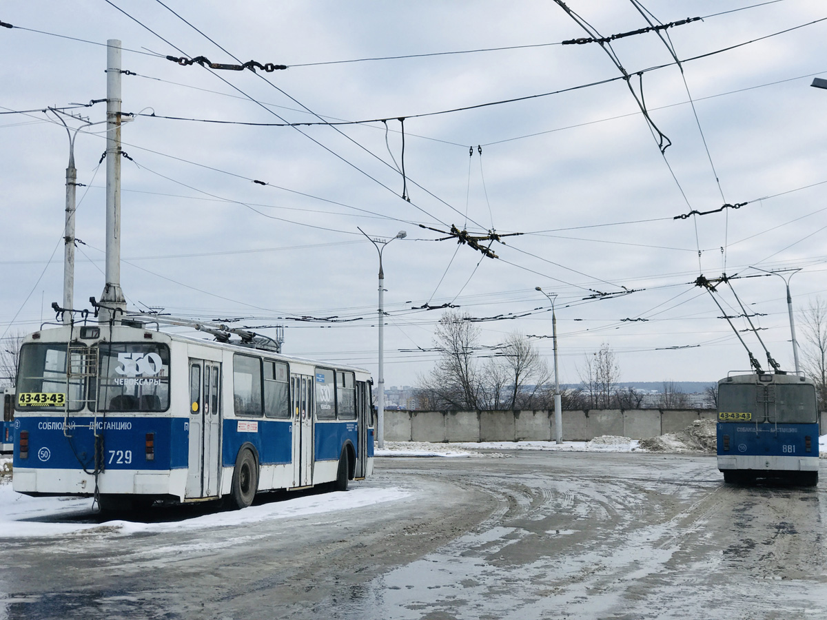 Чебоксары, ЗиУ-682Г-018 [Г0Р] № 729; Чебоксары, ЗиУ-682Г-016.05 № 881; Чебоксары — Троллейбусное депо