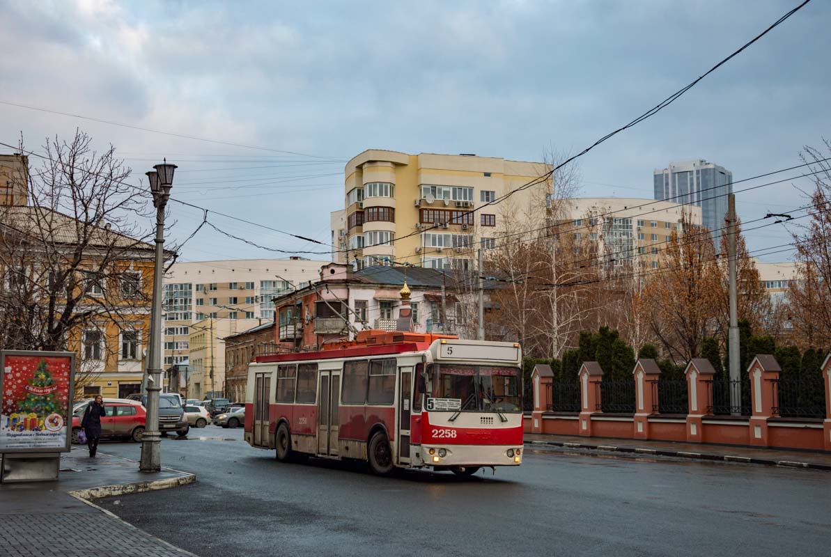 Саратов, ЗиУ-682Г-016.02 № 2258