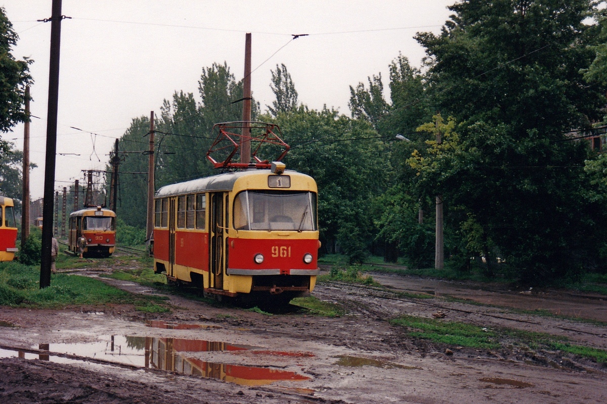 Донецк, Tatra T3SU № 961; Донецк — Фотографии Алекса Краковски — 22.05.1998