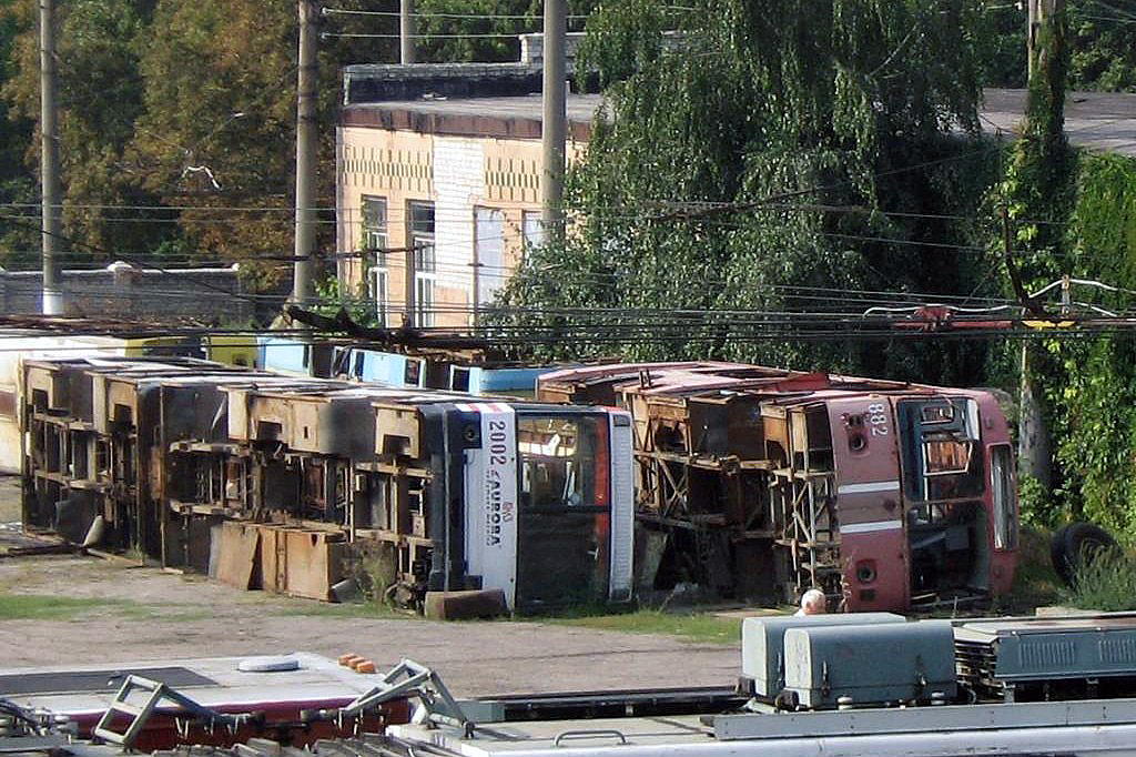 Харьков, ЮМЗ Т1 № 2001; Харьков, ЗиУ-682В [В00] № 765; Харьков, ЗиУ-682В № 723