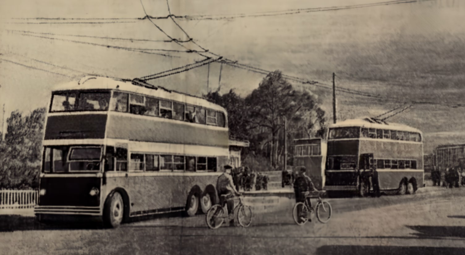 Москва, ЯТБ-3 № 1002; Москва, ЯТБ-3 № 1001; Москва — Исторические фотографии — Двухэтажные троллейбусы (1937-1953)