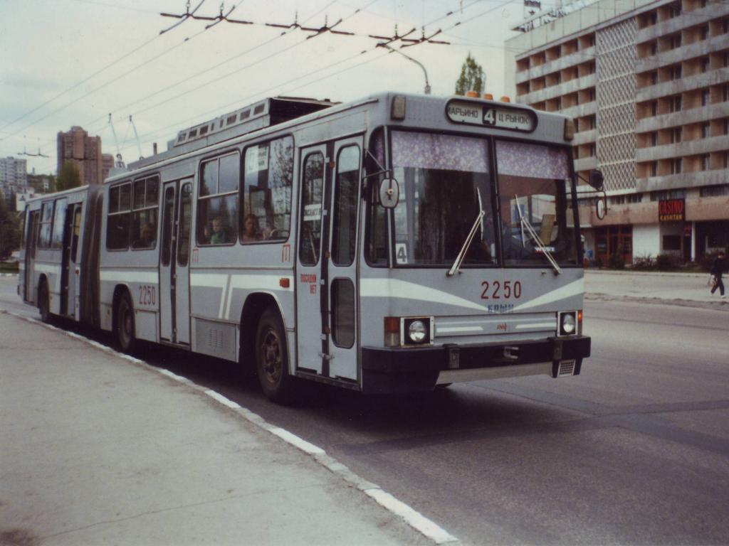 Крымский троллейбус, ЮМЗ Т1 № 2250