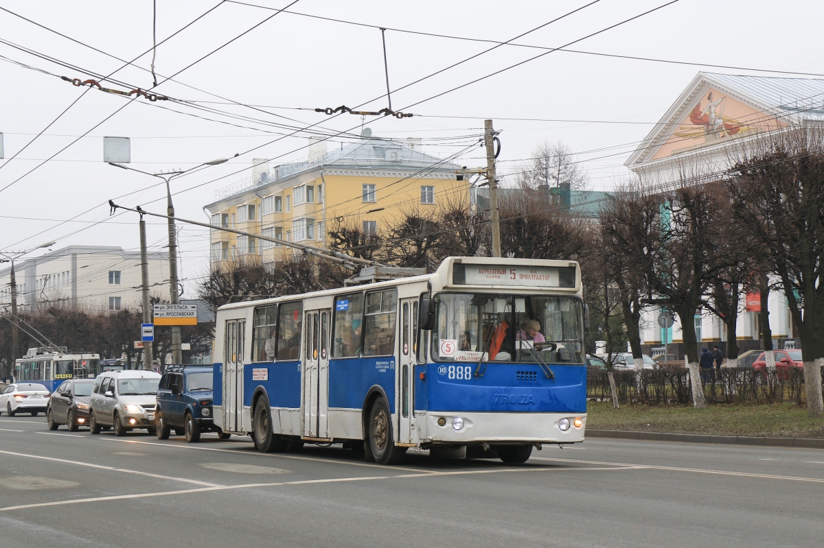 Чебоксары, ЗиУ-682Г-016.05 № 888