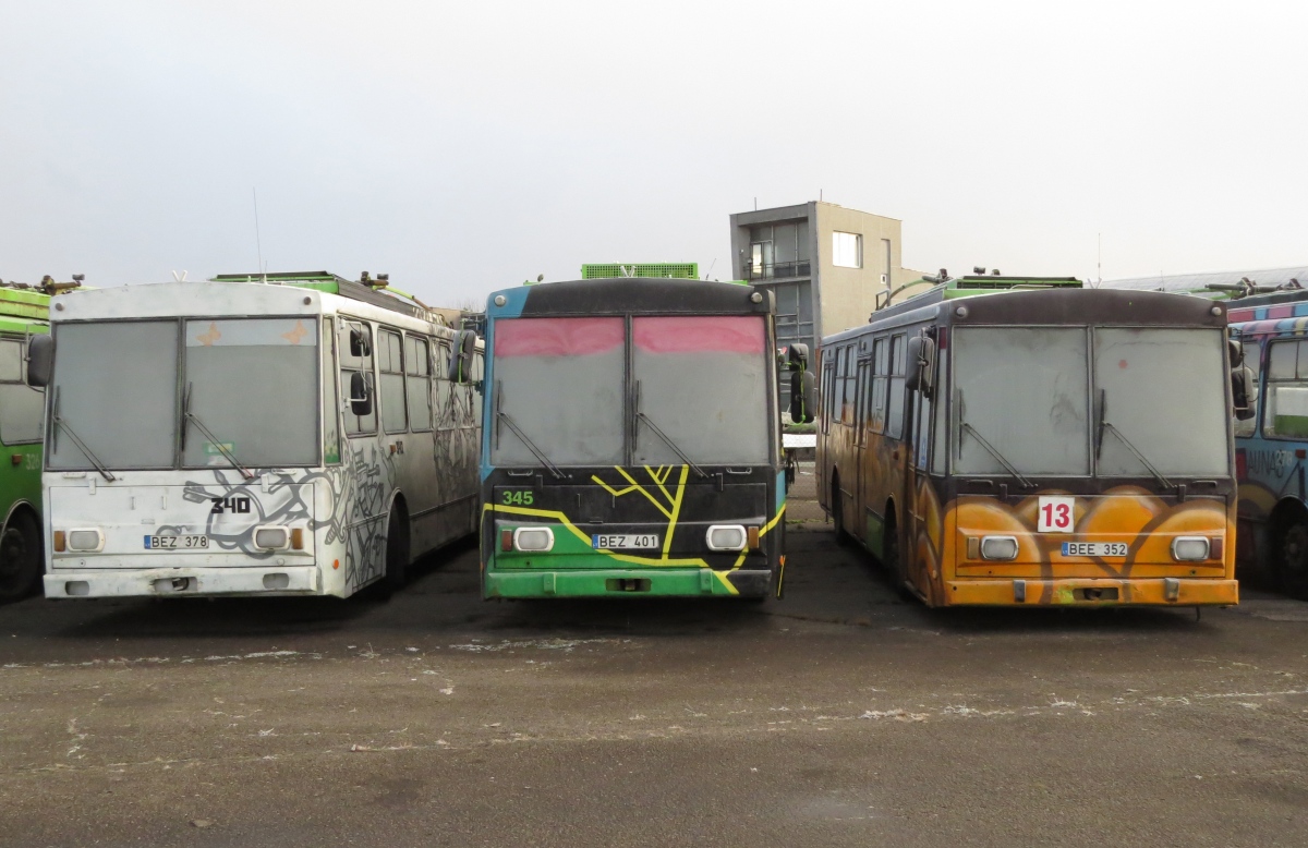 Каунас, Škoda 14Tr13/6 № 340; Каунас, Škoda 14Tr13/6 № 345; Каунас, Škoda 14Tr02/6 № 266; Каунас — Троллейбусы Škoda 14Tr на хранении на аэродроме им. Дарюса и Гиренаса