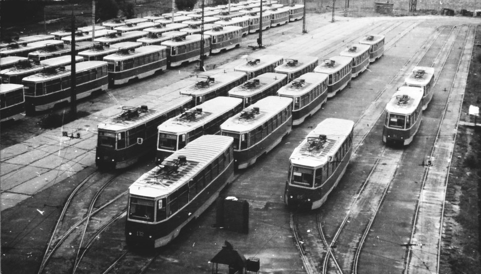 Челябинск, 71-605 (КТМ-5М3) № 132; Челябинск, 71-605 (КТМ-5М3) № 65; Челябинск — Исторические фотографии