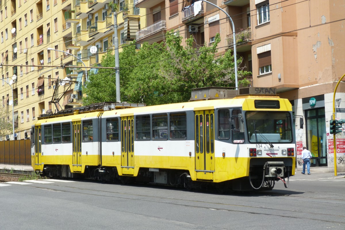 Roma, Firema T66 series 830 nr. 834